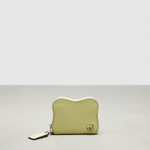 Coach Wavy Zip Around Wallet In Coachtopia Leather Verde Claro | COH865531