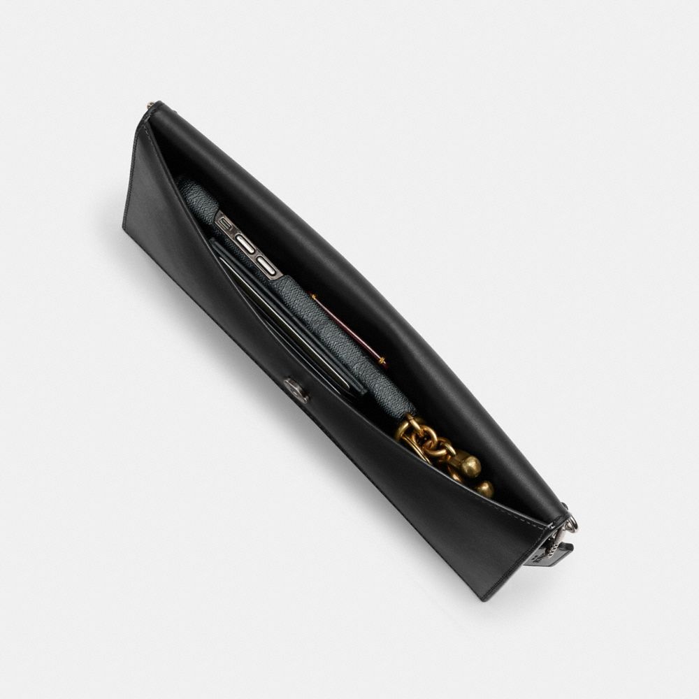 Coach Essential Clutch Plateadas Negras | COH865634