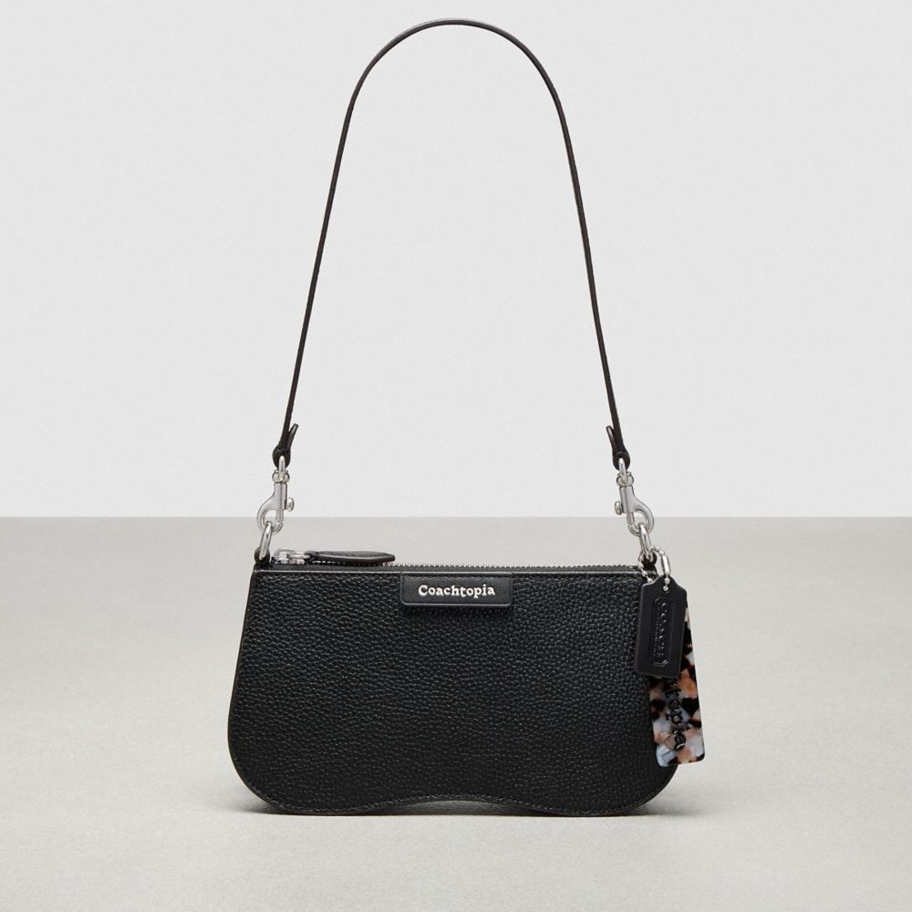 Coach Wavy Baguette Bag In Pebbled Coachtopia Leather Negras | COH864944