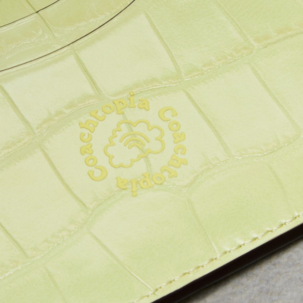 Coach Wavy Card Case In Croc Embossed Coachtopia Leather Verde Claro | COH865563